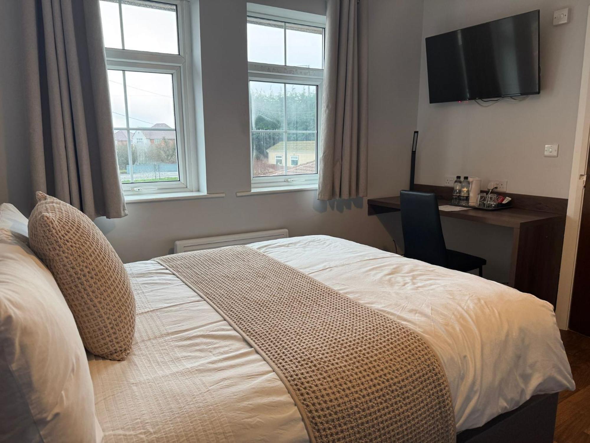 The Watling Inn Нанитон Экстерьер фото